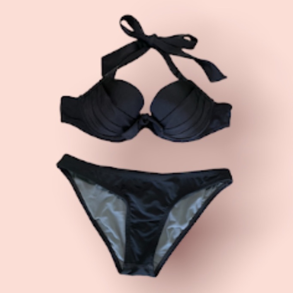 Bottom has pull string to make it tighter. Halter, padded bra with tie in back.